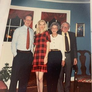 Meet your Posher, Sharon